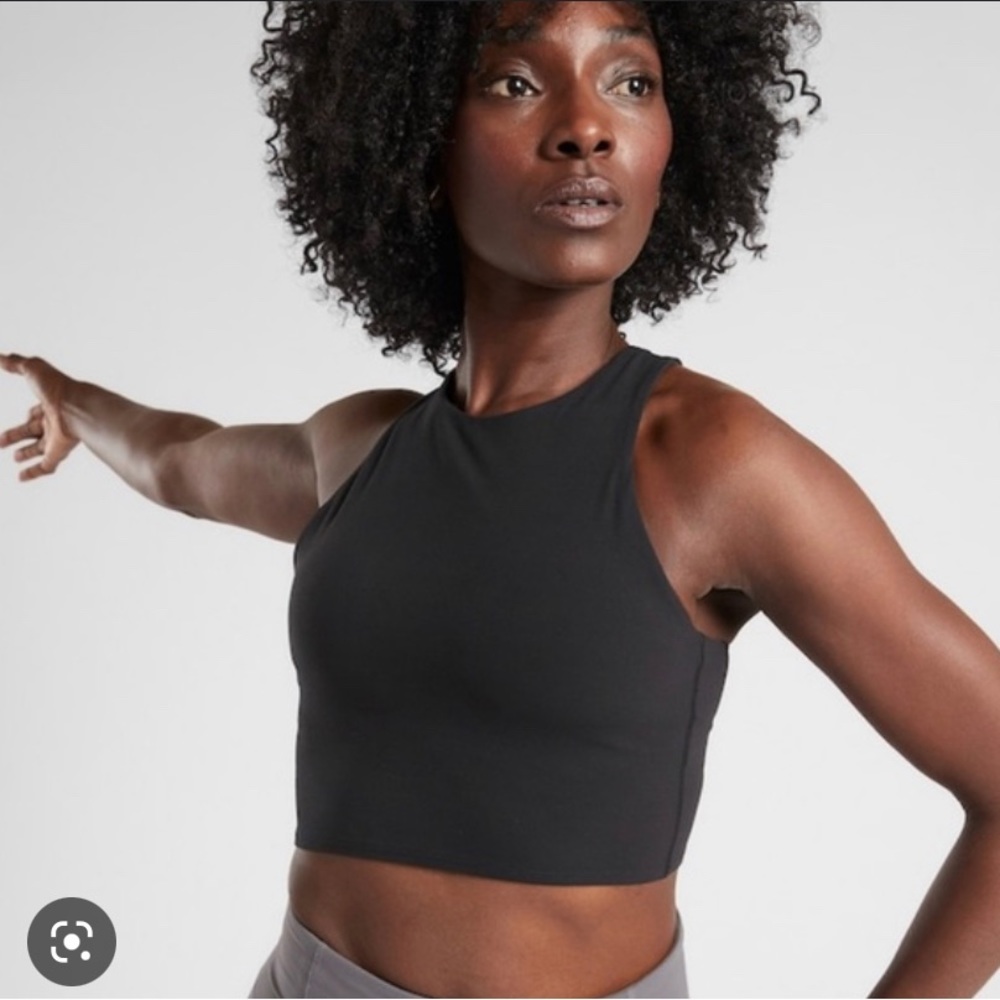 NWT All in Motion Crop top size medium
